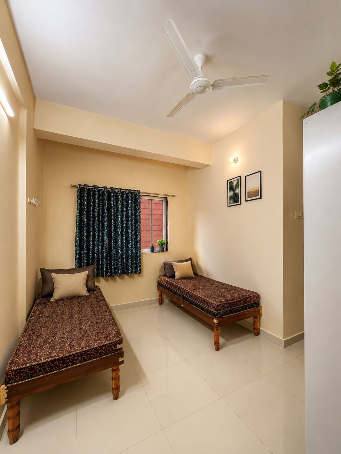 Twin sharing room